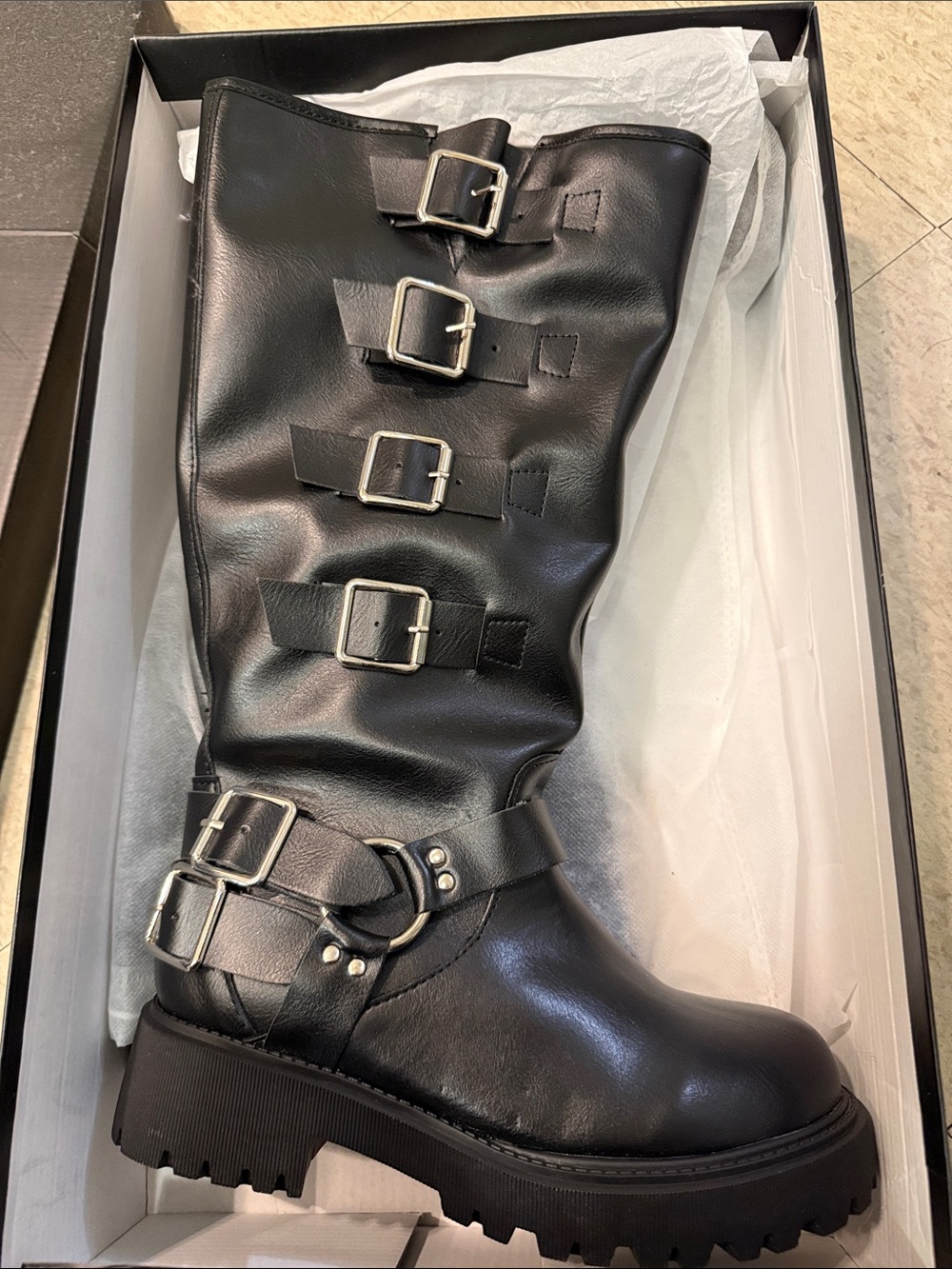 Black combat boot silver buckles size  39